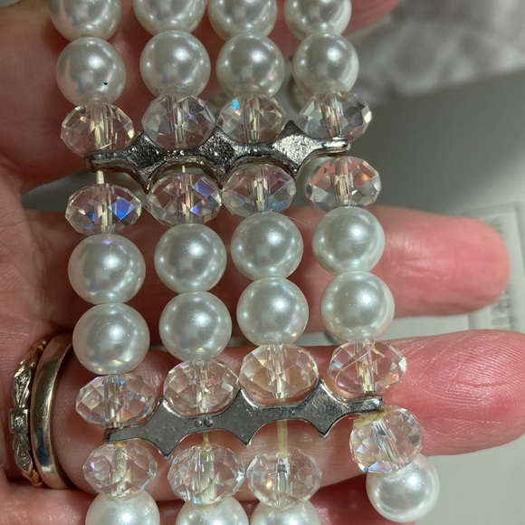 Kissaka gorgeous Pearl and crystal stretch cuff bracelet   Perfect - Picture 8 of 8